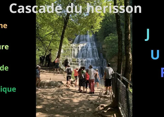 Maison De Ville Au Coeur D\'Un Village De Caractere Dans Le Jura