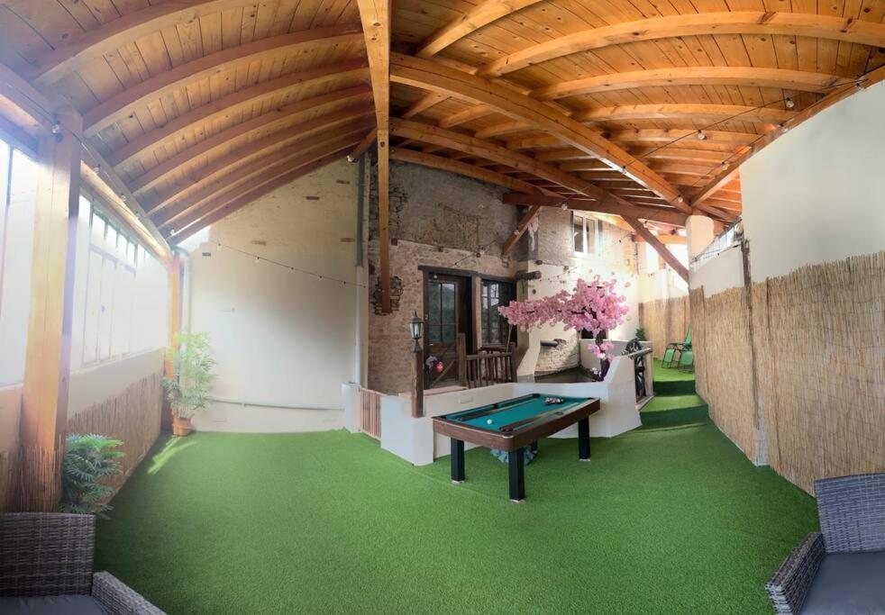 Maison De Au Coeur D'un Village De Caractere Dans Le Jura *
