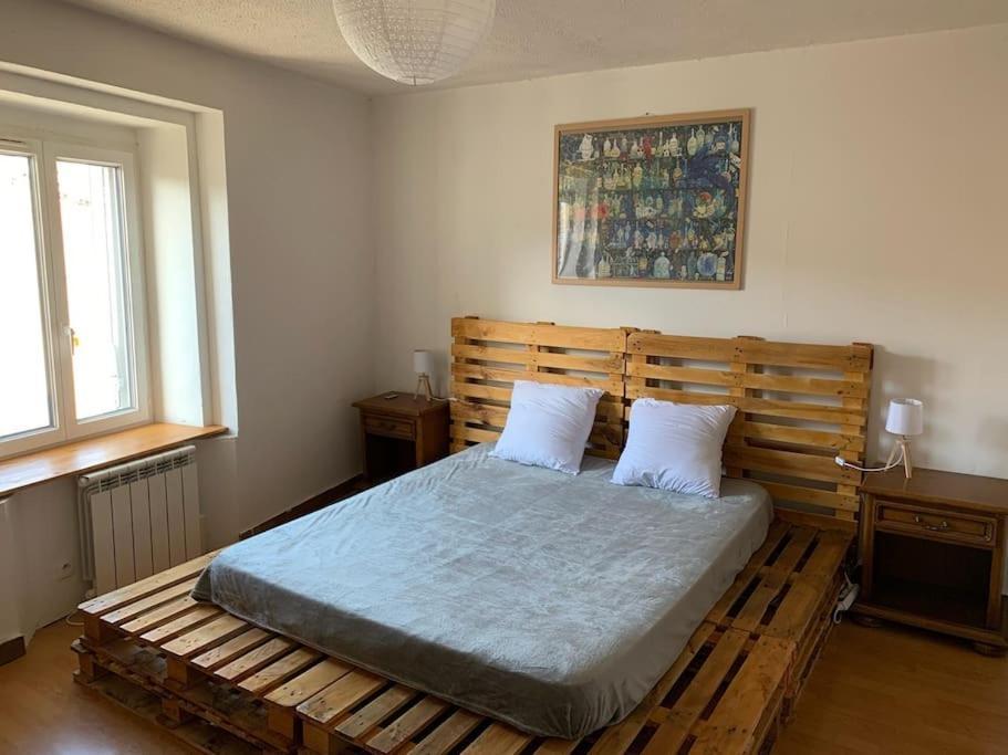 Maison De Au Coeur D'un Village De Caractere Dans Le Jura * Saint-Julien (Jura)